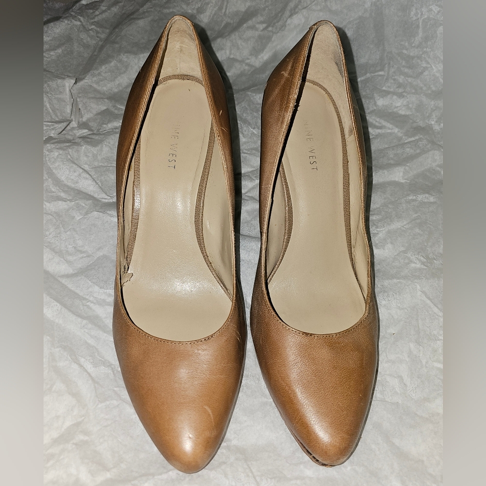Nine West Women's Tan Leather Pumps